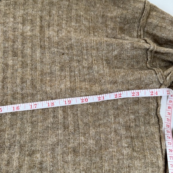 FREE PEOPLE Pullover Sweater Women's Size Medium Oversized Beige Loungewear Cozy - Picture 7 of 11